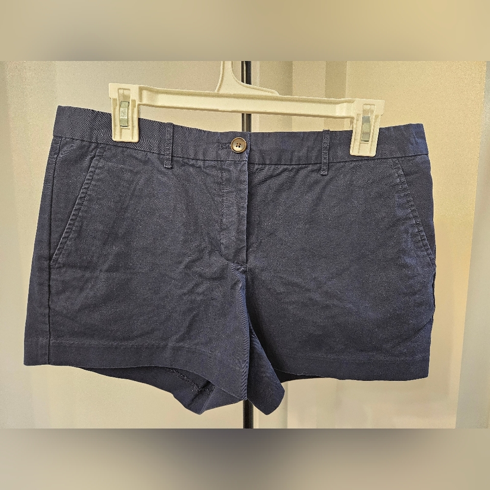 Gap Khaki shorts